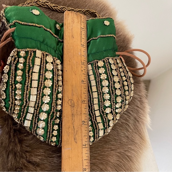 Elegant Green Metal, Plastic, Wooden Beaded Satin Women's Bag - Picture 8 of 10